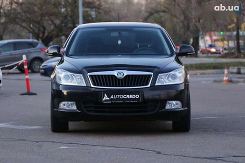 Skoda Octavia 2010 - фото 2