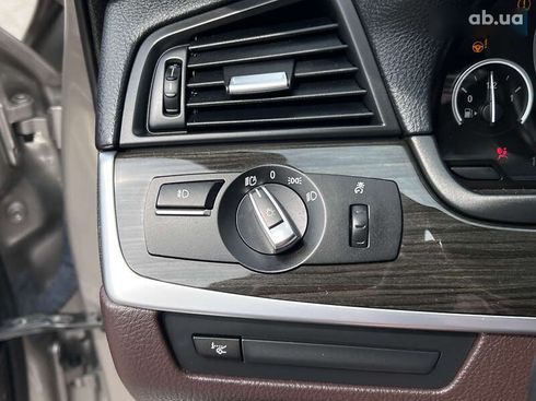 BMW 5 серия 2015 - фото 17
