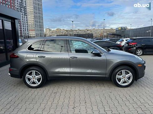 Porsche Cayenne 2015 - фото 8