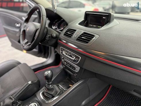 Renault Megane 2012 - фото 27