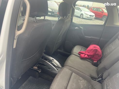 Opel Meriva 2013 белый - фото 19