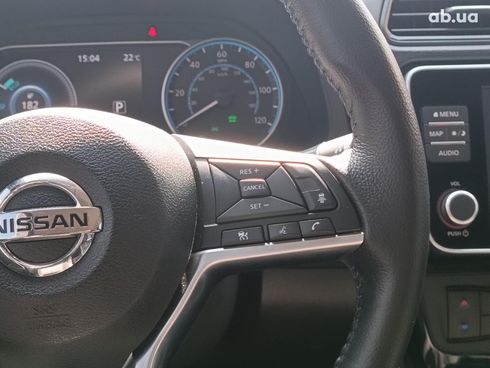 Nissan Leaf 2020 серый - фото 24