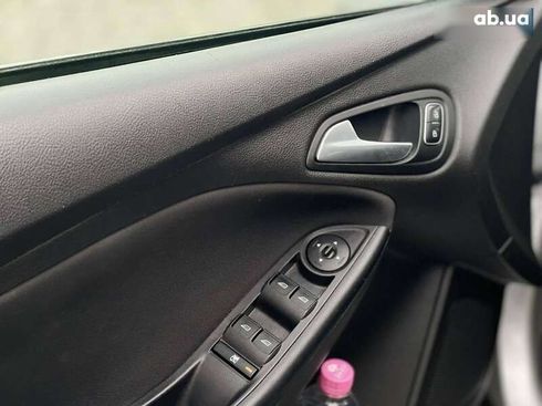 Ford Focus 2016 - фото 12