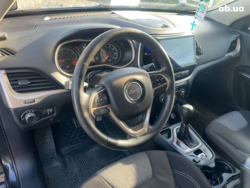 Jeep Cherokee 2013 черный - фото 13