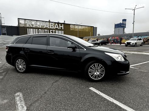 Toyota Avensis 2010 черный - фото 2