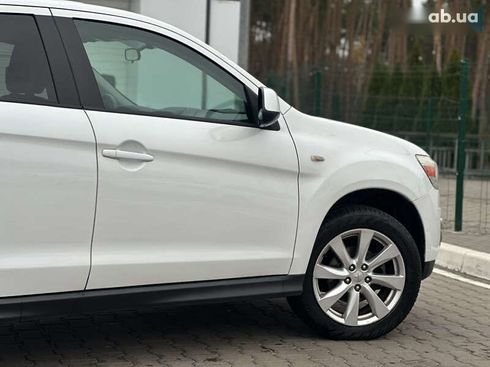 Mitsubishi Outlander 2015 - фото 12