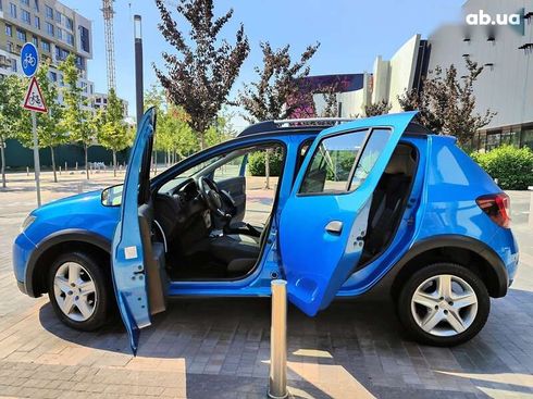 Renault Sandero Stepway 2014 - фото 11