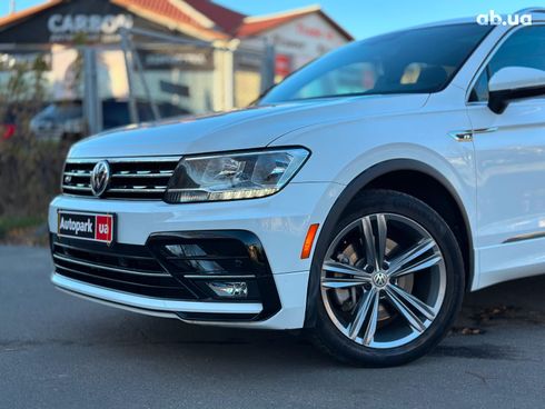 Volkswagen Tiguan 2018 белый - фото 2