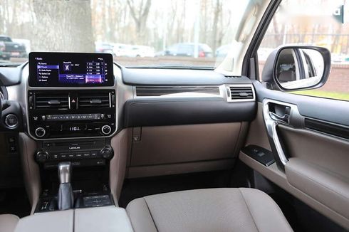 Lexus GX 2023 - фото 17