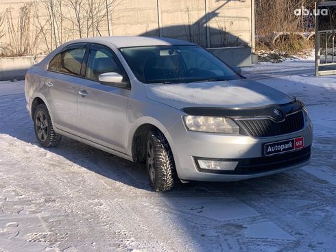 Skoda Rapid 2014 серый - фото 3