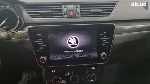 Skoda Superb 2021 - фото 14
