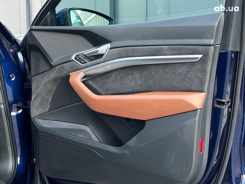 Audi E-Tron 2020 синий - фото 51
