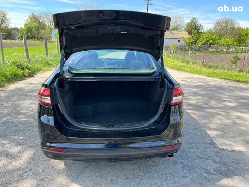 Ford Fusion 2017 черный - фото 10