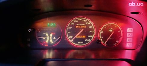 Mazda 323 1990 белый - фото 17