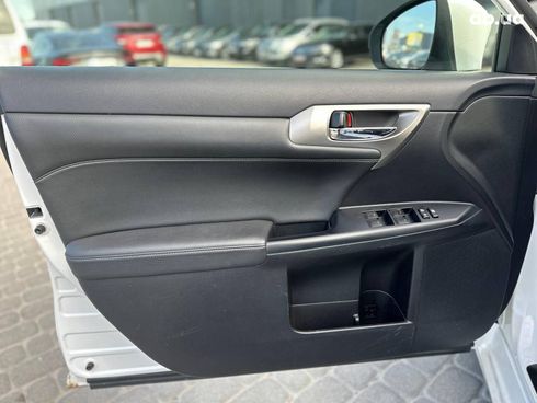 Lexus ct 200h 2016 белый - фото 16