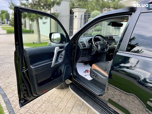 Toyota Land Cruiser Prado 2023 - фото 23