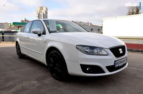 SEAT Exeo 2011 - фото 4