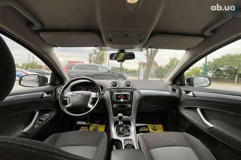Ford Mondeo 2011 - фото 21