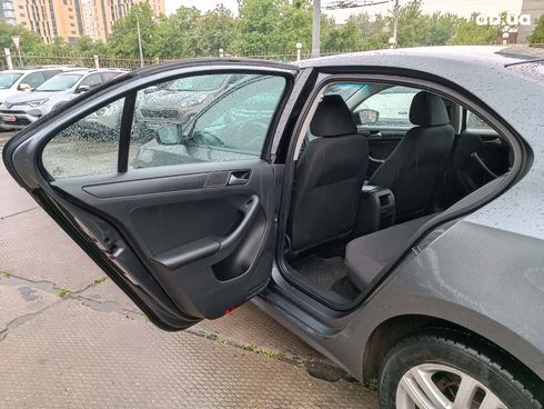 Volkswagen Jetta 2014 серый - фото 21