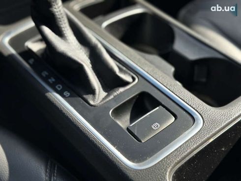 Ford Escape 2017 - фото 19