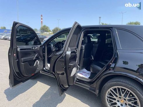 Porsche Cayenne 2016 - фото 13