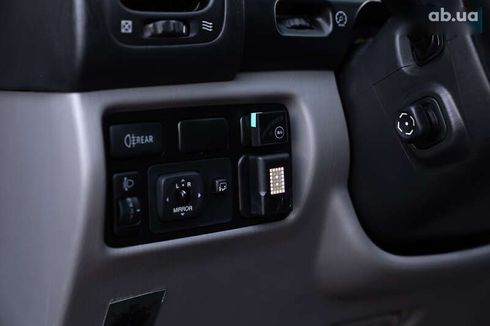 Toyota Land Cruiser 2005 - фото 12