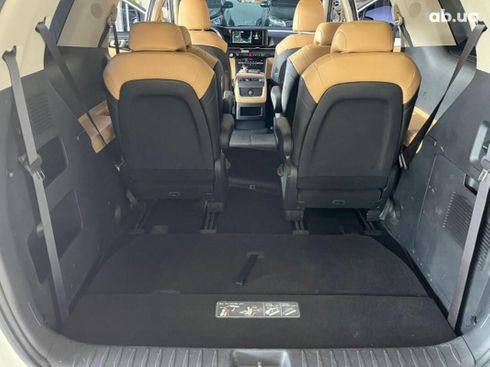 Kia Carnival 2021 - фото 9