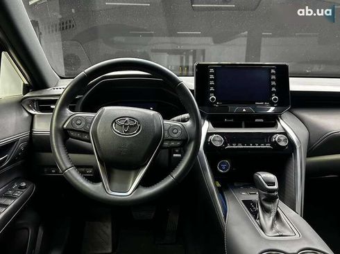 Toyota Venza 2022 - фото 15