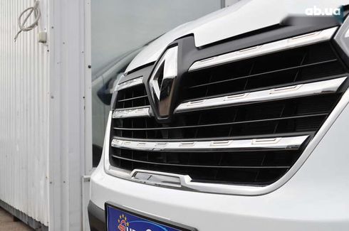 Renault Trafic 2021 - фото 15
