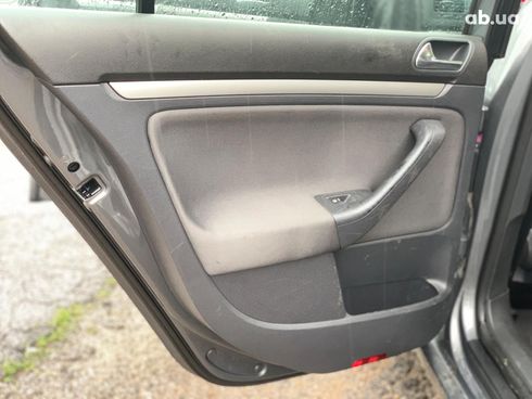 Volkswagen Golf 2005 серый - фото 61
