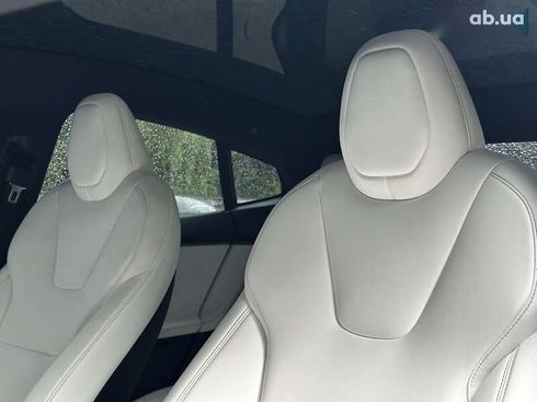Tesla Model S 2020 - фото 14