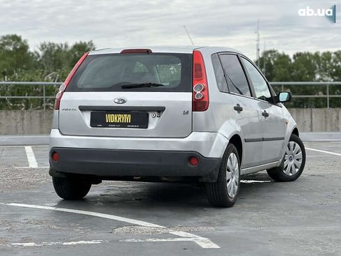Ford Fiesta 2007 - фото 11