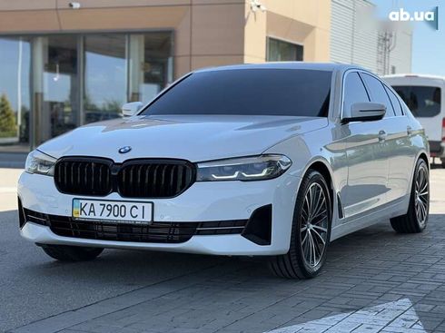 BMW 5 серия 2020 - фото 26