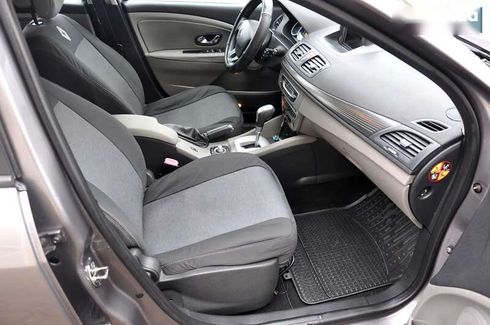 Renault Megane 2011 - фото 27