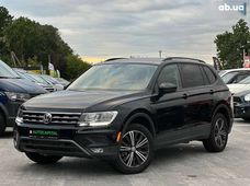 Продаж вживаних Volkswagen Tiguan 2020 року - купити на Автобазарі