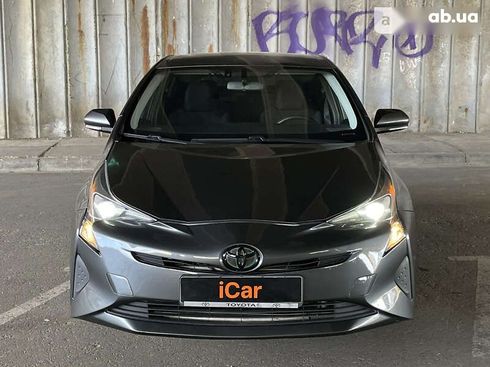 Toyota Prius 2016 - фото 13