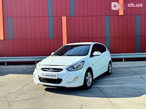 Hyundai Accent 2012 - фото 4