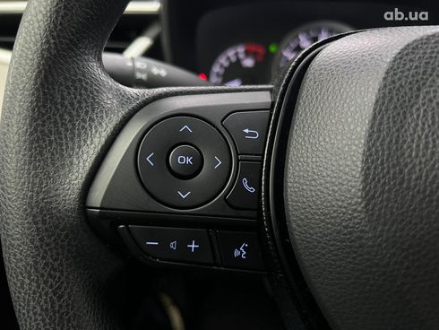 Toyota Corolla 2021 белый - фото 15