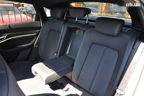 Audi E-Tron 2022 - фото 27