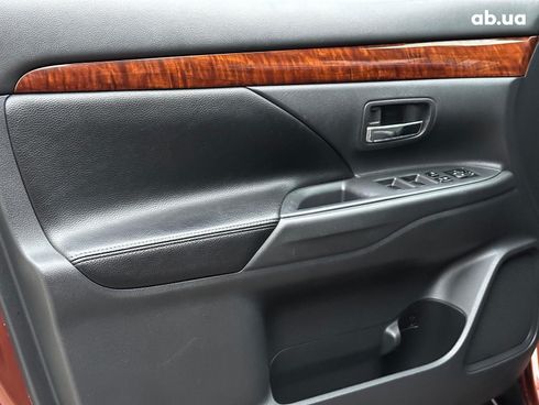 Mitsubishi Outlander 2013 коричневый - фото 10
