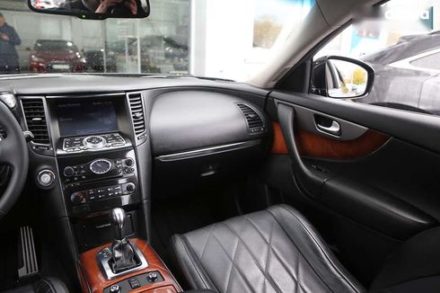 Infiniti QX70 2013 - фото 14