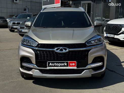 Chery Tiggo 8 2020 бежевый - фото 2