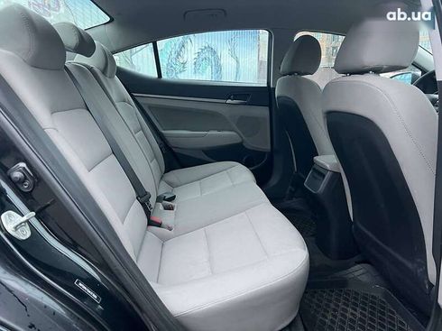 Hyundai Elantra 2018 - фото 9