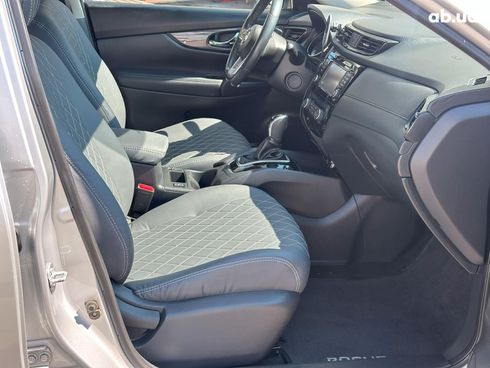 Nissan Rogue 2017 серый - фото 23