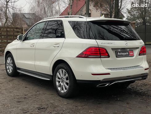 Mercedes-Benz GLE-Класс 2017 белый - фото 6