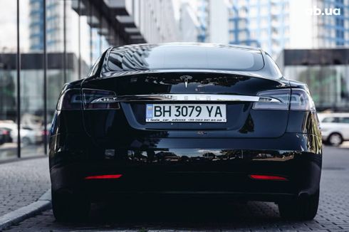 Tesla Model S 2018 черный - фото 7