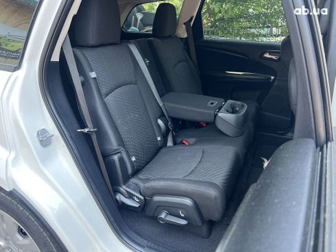 Dodge Journey 2018 белый - фото 5
