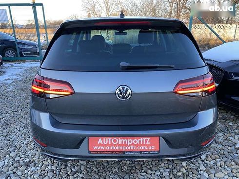 Volkswagen e-Golf 2019 - фото 24