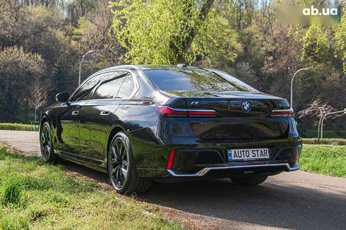 BMW i7 2022 - фото 7