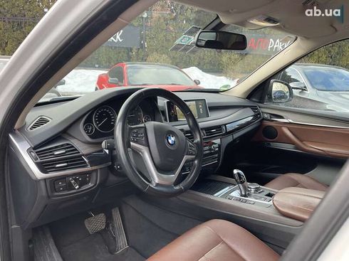 BMW X5 2016 - фото 12